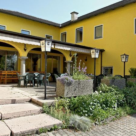 Stiftsgasthof Hochburg Buitenkant foto